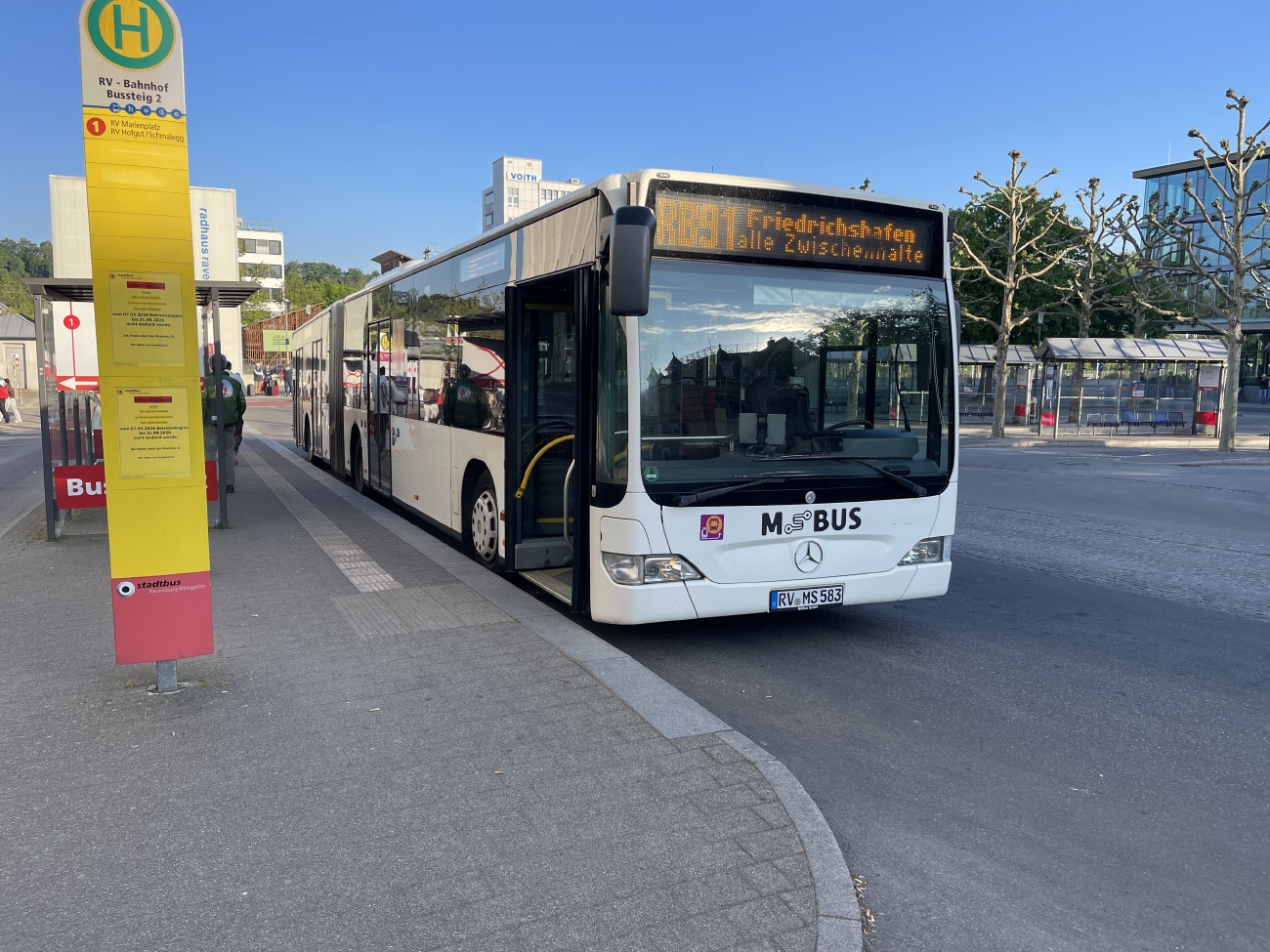 FSD Bordtechnik – Außenanzeigen am Bus